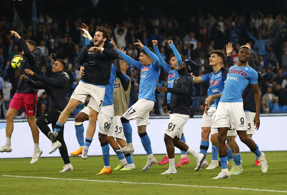 欧冠92年改制后戴帽数前10：梅西、C罗8次第1，姆巴佩5次第4（欧冠改制后（1992起）帽子戏法前十：梅西、C罗各8次并列第一，姆巴佩5次位列第4）