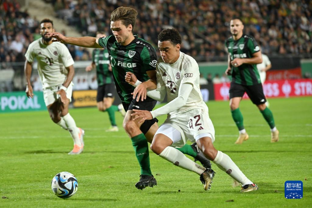 电讯报：水晶宫要冲击欧冠资格，将热刺边锋约翰逊视为目标（电讯报：为冲击欧冠席位，水晶宫将热刺边锋约翰逊列为引援目标）