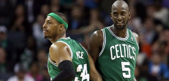 NBA最佳阵容公布：詹姆斯入选,（NBA最佳阵容揭晓：詹姆斯上榜）