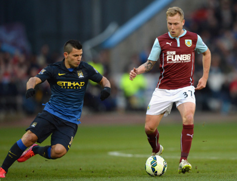 弗罗因德：球队展现了能量和韧性，我非常欣赏这样的胜利