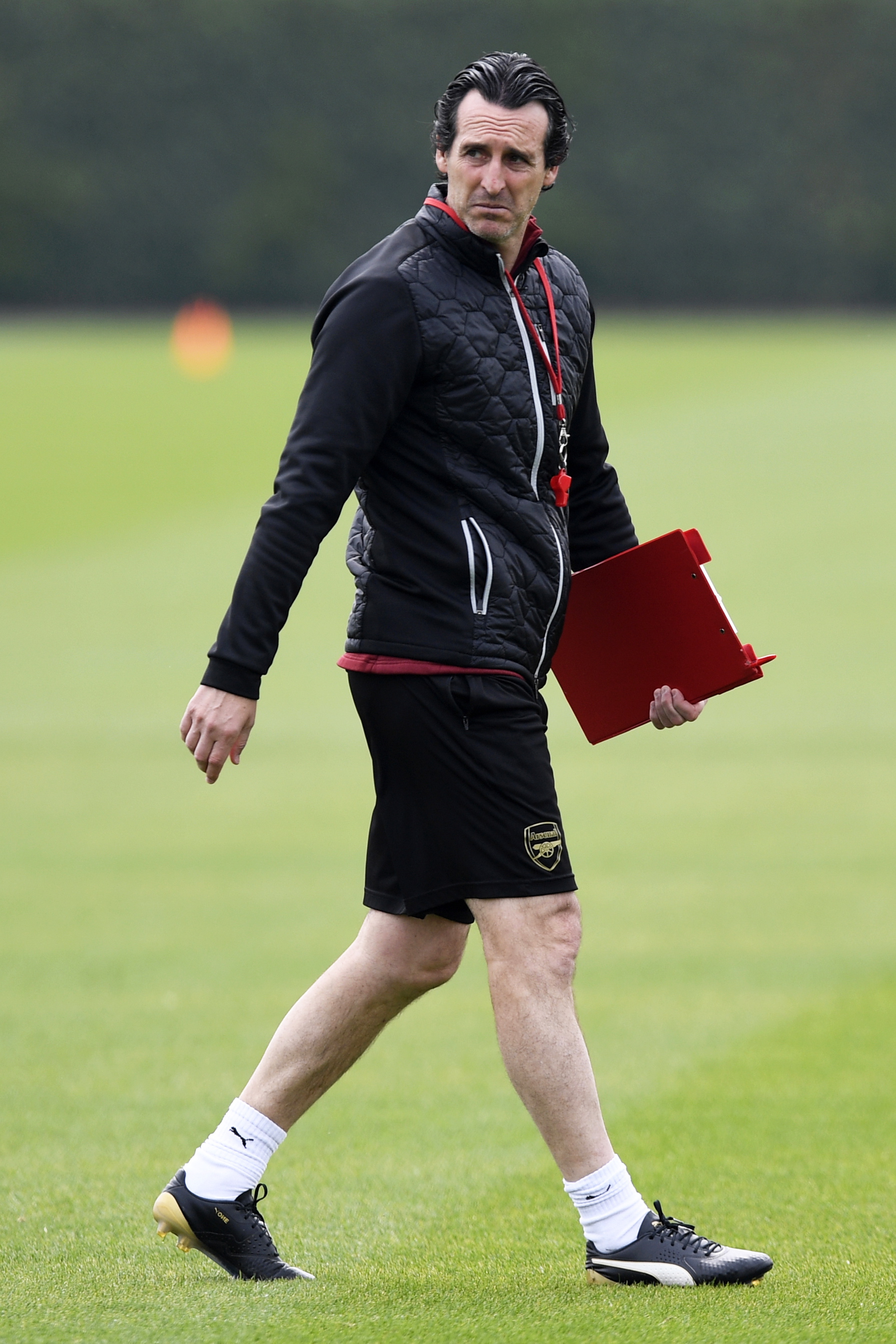 英博官方：现针对部分三层看台开启二轮售票，今日19：00开票（英博官宣：今日19：00开启三层部分看台第二轮售票）