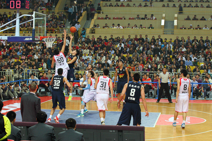 0-8惨败英格兰女足，中国女足平队史最大比分输球纪录（中国女足0比8不敌英格兰，追平队史最大比分失利纪录）